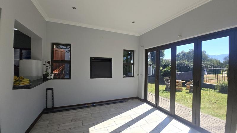 2 Bedroom Property for Sale in Gateway Manor North West